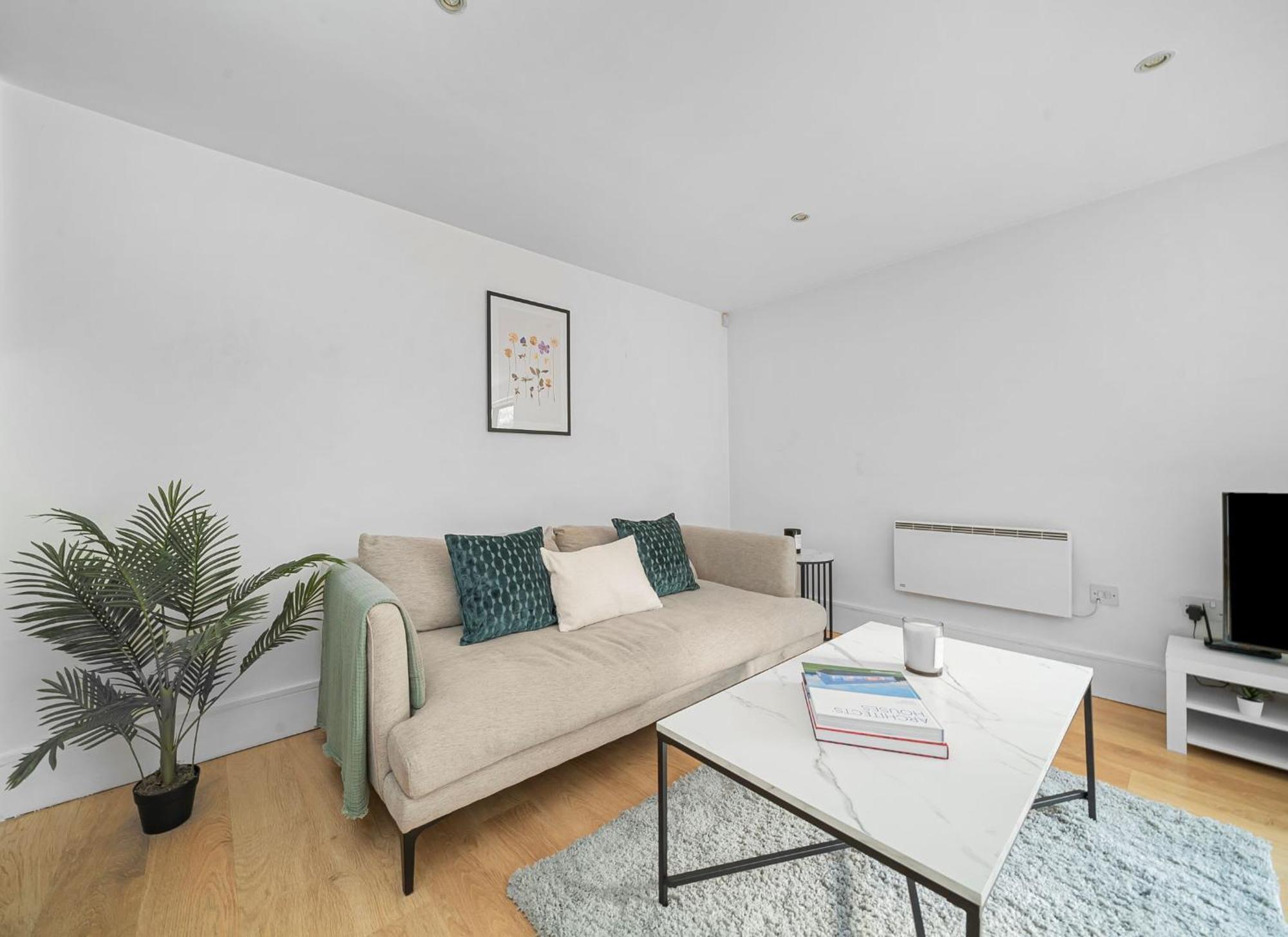 King'S Cross - 2Br With Terrace - Cityapartmentstay Londra Dış mekan fotoğraf